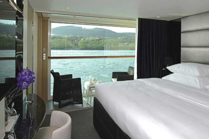 Scenic River Cruises Scenic Jewel Crystal Jade Balcony Suite 0.png